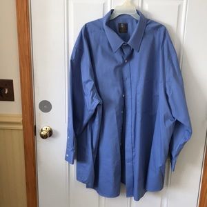 Big and tall mens dress shirt.  Clean!  No spots!
